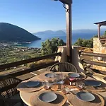 Villa Luna Pondi